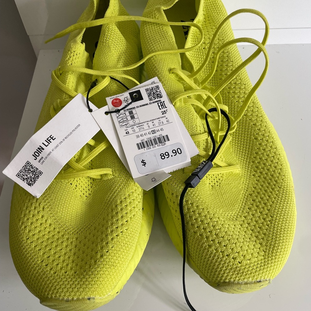 Zara Men's Neon Yellow Sneakers